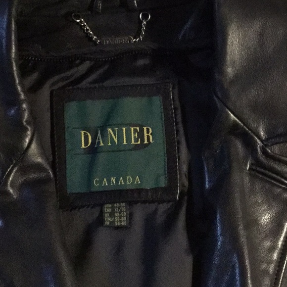 Danier leather men’s jacket - Picture 3 of 3